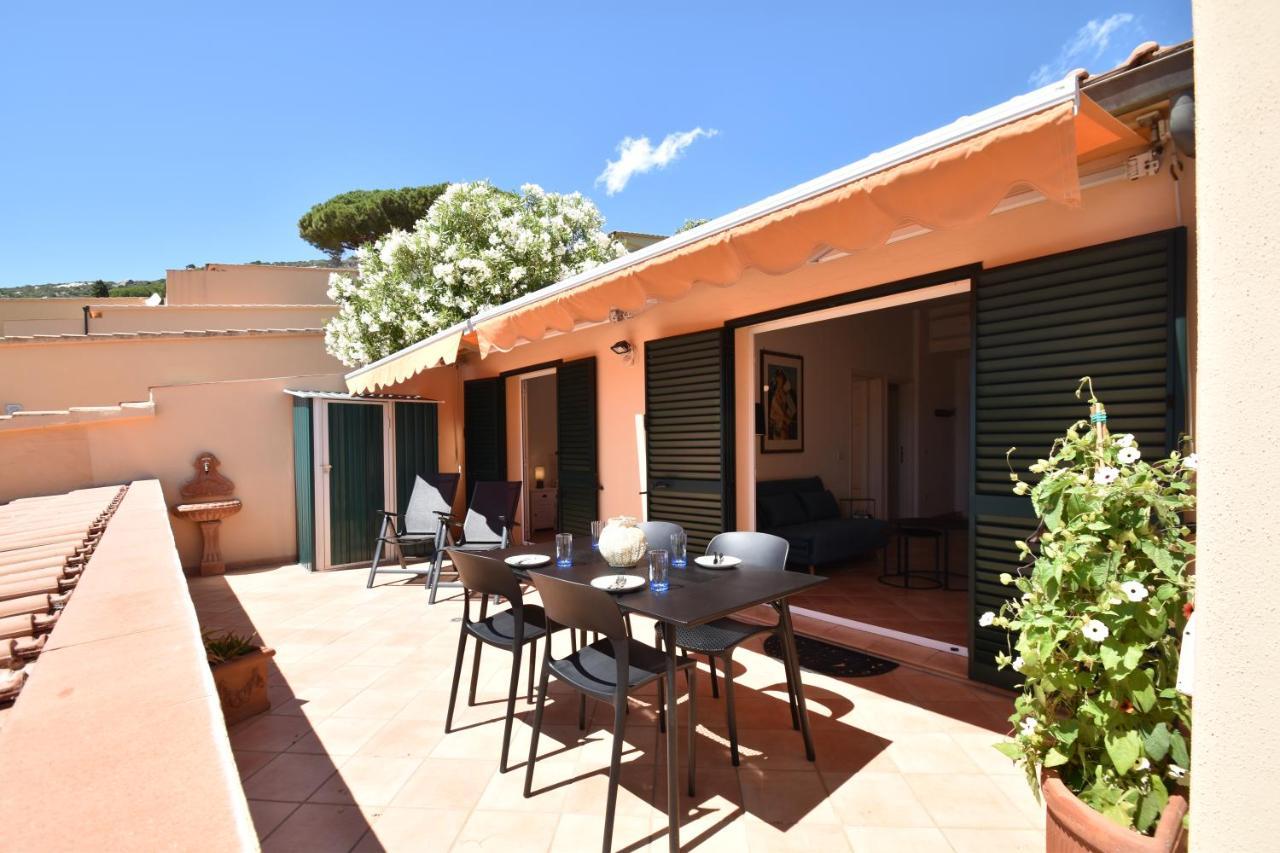 Route 25 - Cavoli - Vista Mare, Con Clima, Terrazza E Posto Auto Apartamento Spiaggia di Cavoli Exterior foto